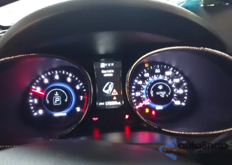 2013 Hyundai Santa Fe Sport 2.0T from USA, damaged, VIN 5XYZU3LA6DG089848